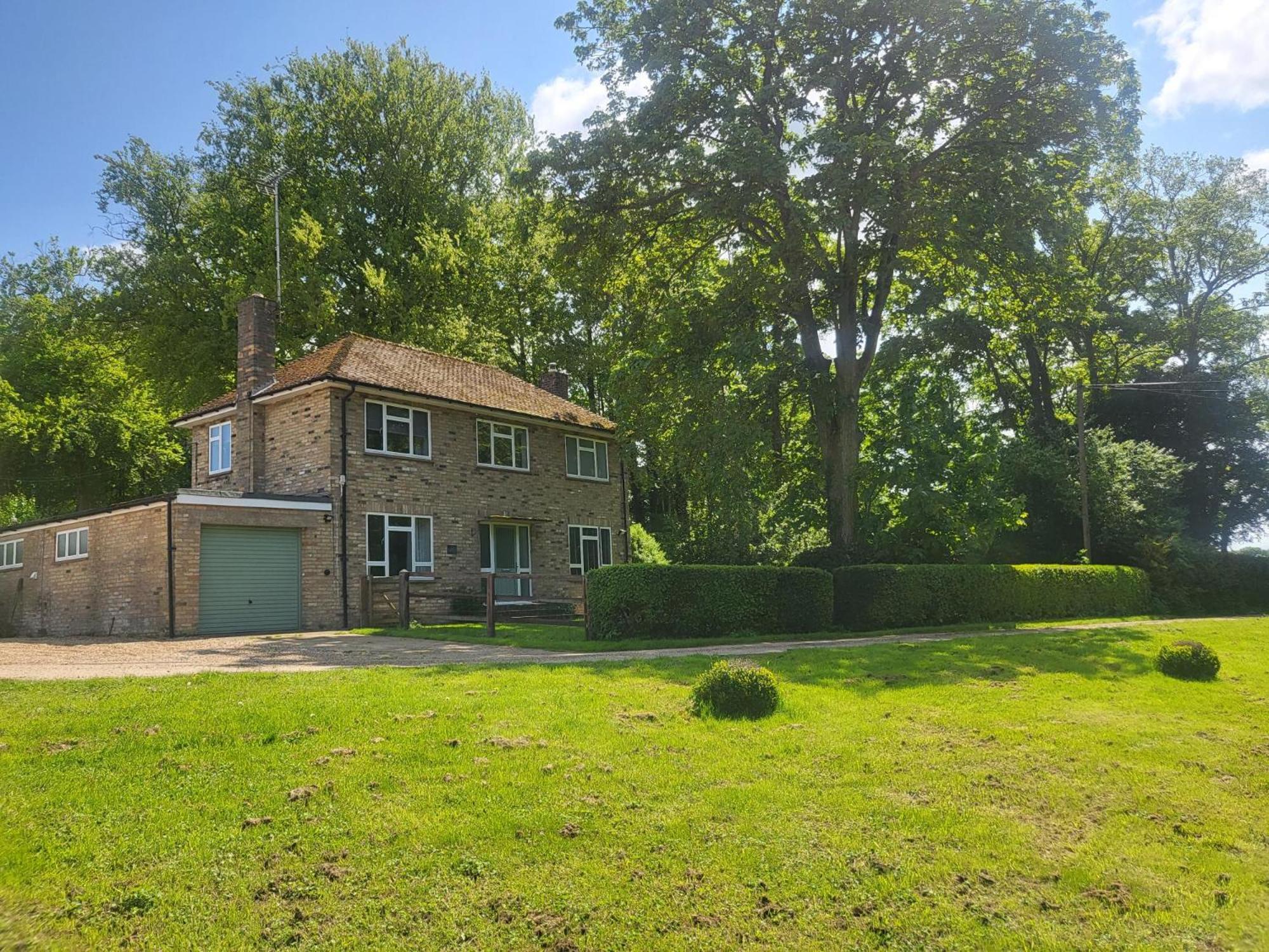 The Farmhouse - Linton Horseheath Екстериор снимка